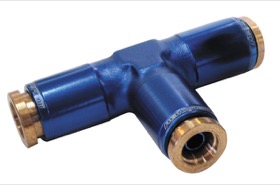 <strong>1/4" Nylon Quick Release Tee Fitting</strong> <br />Blue Finish.
