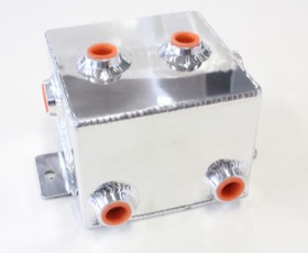 <strong>Universal Fabricated Alloy Tank</strong><br /> 1.4L capacity, 5" L x 5" W x 4", Polished finish

