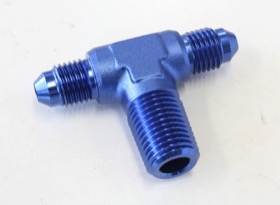 <strong>Tee with NPT On Side 1/4" to -4AN</strong> <br />Blue Finish
