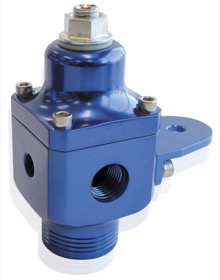 <strong>Billet 2 Port Carburettor Fuel Pressure Regulator -8AN ORB </strong> <br />Blue Finish. 4-12 psi. Rated to 750 HP